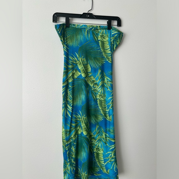 Forever 21 floral dress size Large - Picture 3 of 3